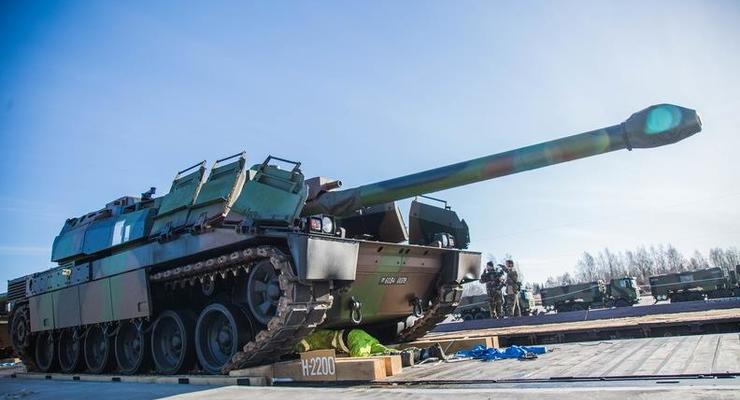 Франция отправит в Литву солдат и танки