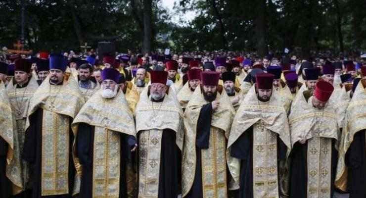 На священников УПЦ МП завели дело из-за "дискриминации по религиозному признаку"