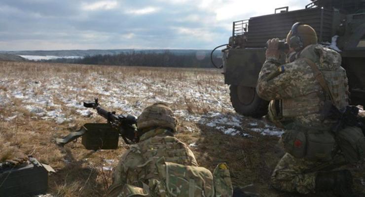 В зоне АТО сепаратисты четыре раза обстреляли позиции ВСУ