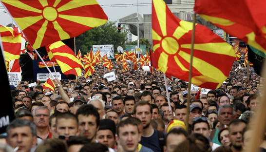 Греки против признания названия "Македония" в споре между странами