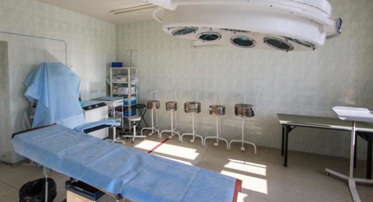 В России хирурги забыли внутри пациентки салфетку 57 на 38 см