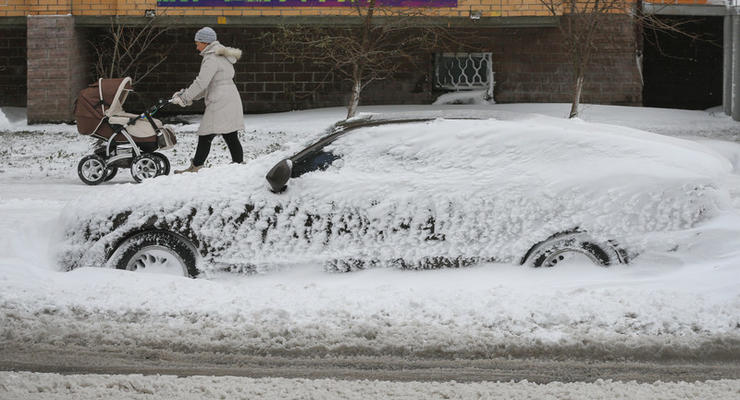 В Киеве 9-балльные пробки из-за сильного снегопада