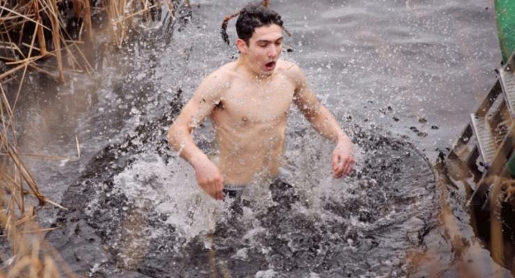 Запрет купаться на Крещение во Львове частично сняли