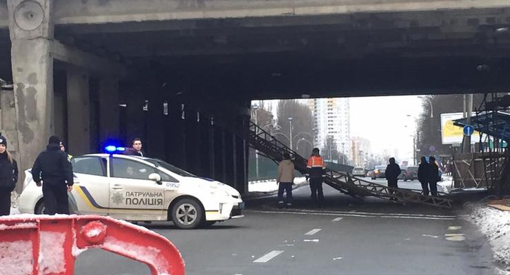 Киевавтодор объяснил "обрушение" моста на Отрадном