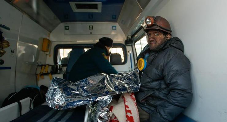 Вспышка метана на Донетчине: пострадали 8 шахтеров