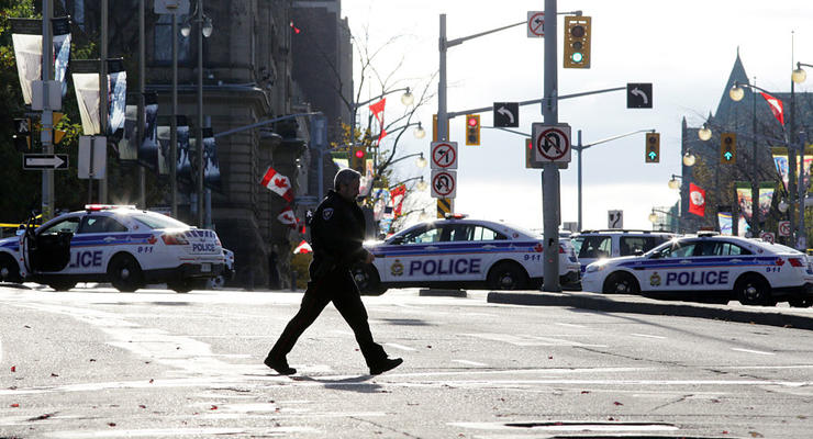 В Торонто задержали мужчину, который стрелял по прохожим