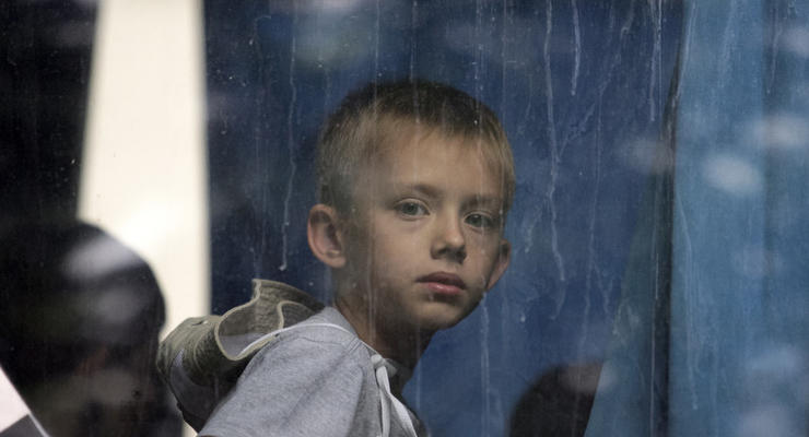 Украина вернула 13 детей-сирот, вывезенных в Россию