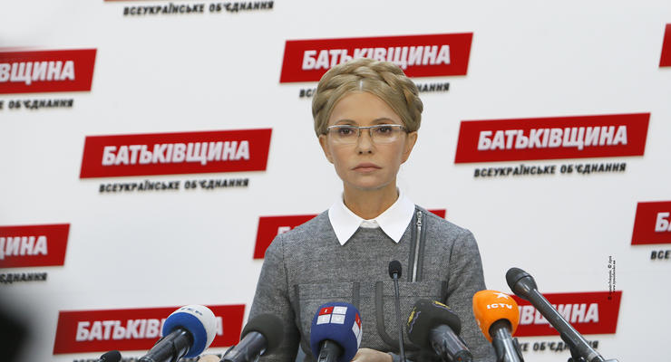 Тимошенко настаивает, чтобы Порошенко внес в представление по ЦИК кандидата от Батькивщины