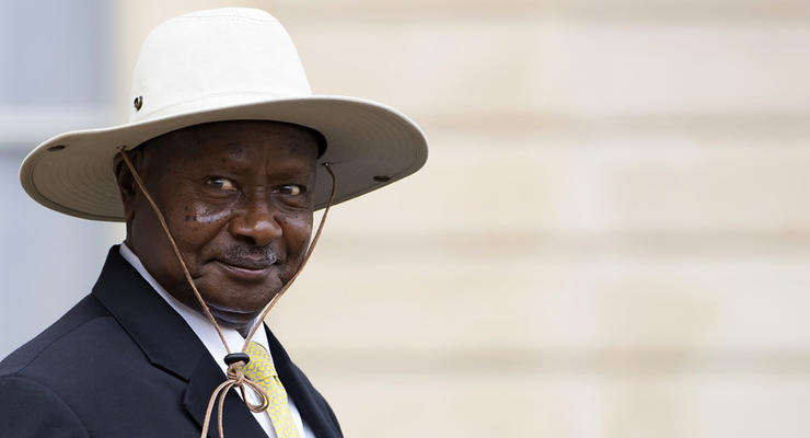 Президент Уганды признался в любви к Трампу