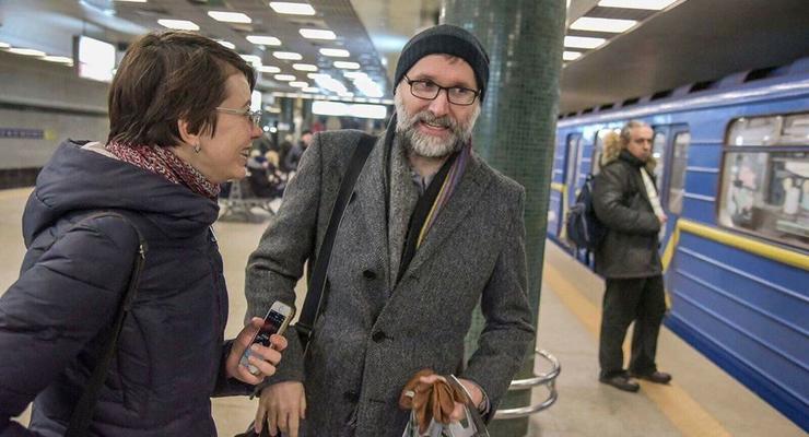 Автора музыки для Шерлока заметили в киевском метро