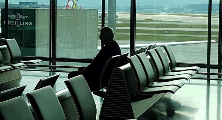 Одинокого Шокина заметили в аэропорту Цюриха