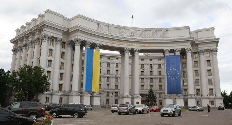 МИД Украины отреагировал на польский закон о "бандеровской идеологии"