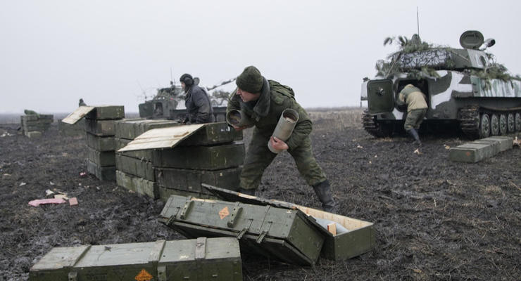 Сепаратисты получают от РФ оружие, захваченное в Крыму - разведка