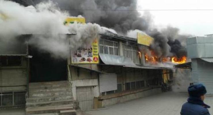 В Киргизии горел крупнейший рынок в стране
