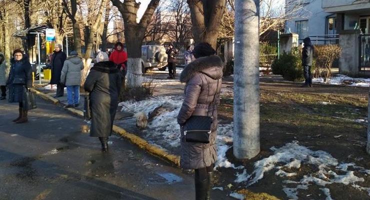 В Черновцах авто сбило трех человек возле остановки