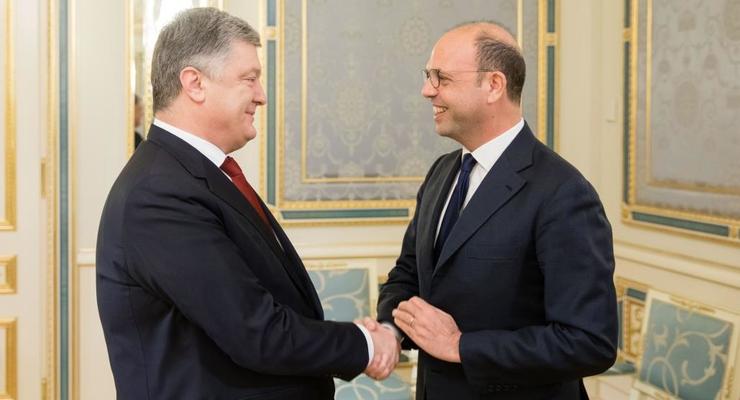 Порошенко и глава ОБСЕ обсудили Донбасс