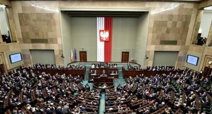 Сенат Польши не поменял "бандеровский закон"