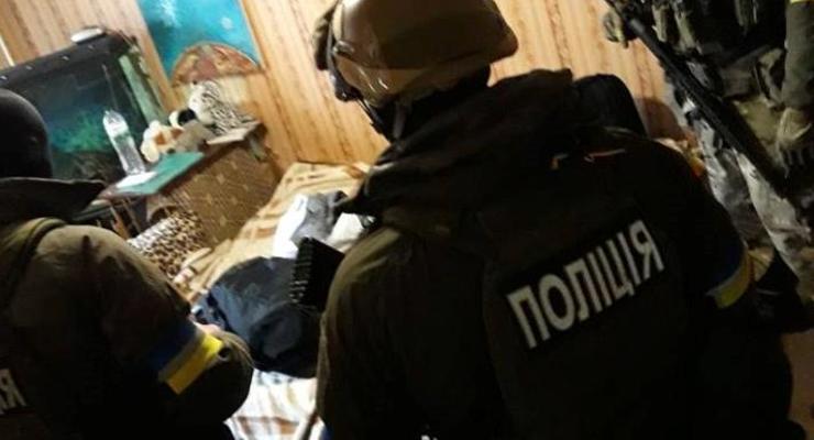В Киеве спецназ взял воров, взорвавших гранатой полицейских в Днепре