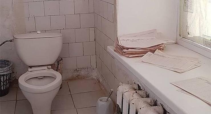 В российской больнице вместо туалетной бумаги использовали истории болезни