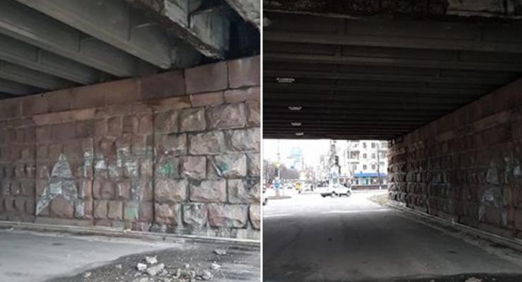 С Воздухофлотского моста "осыпаются" куски бетона