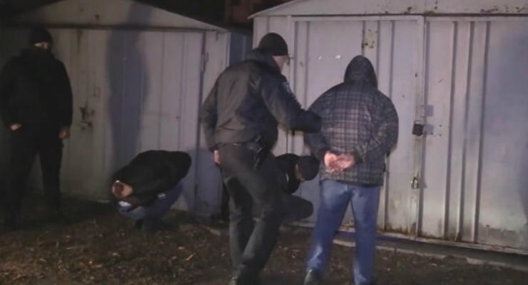 В Киеве задержали группу угонщиков элитных авто