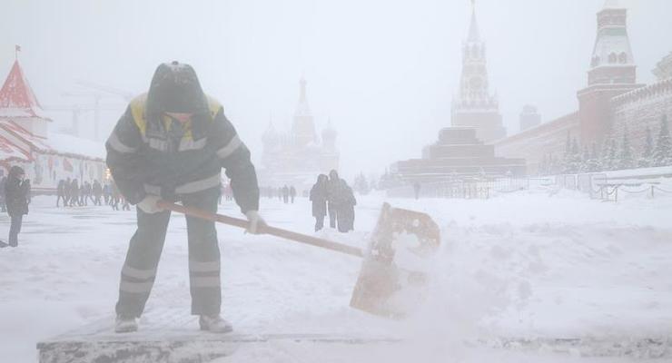 В России спрос на лопаты вырос в 11 раз из-за снегопадов