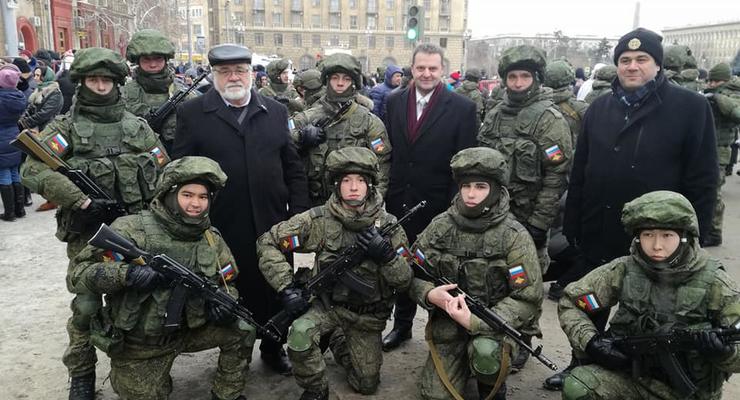 Группа чешских политиков посетила аннексированный Крым