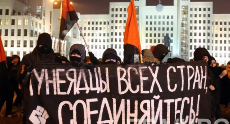 19 тысячам белорусов выплатили обратно "налог на тунеядство"