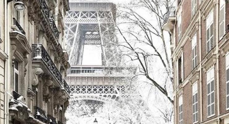В Париже второй раз за неделю закрыли для туристов Эйфелеву башню