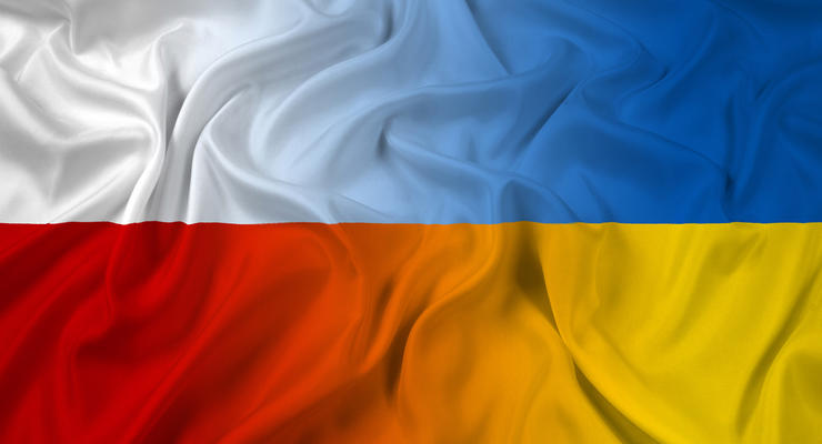 В Польше надеются на разрешение конфликта с Киевом