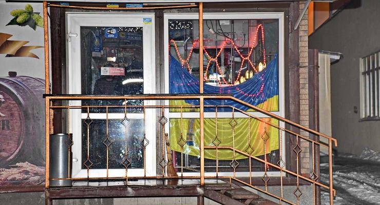 В Киеве неадекват открыл огонь по толпе возле кафе