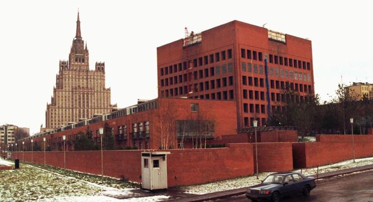 В РФ хотят переименовать адрес посольства США в "Североамериканский тупик"