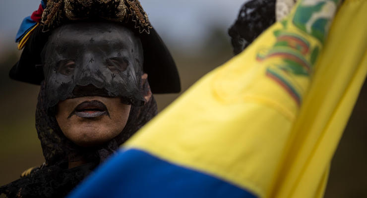 В Венесуэле обстреляли участников карнавала