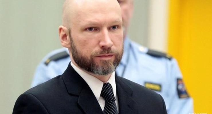 Брейвик заявил о раскаянии в теракте в Норвегии