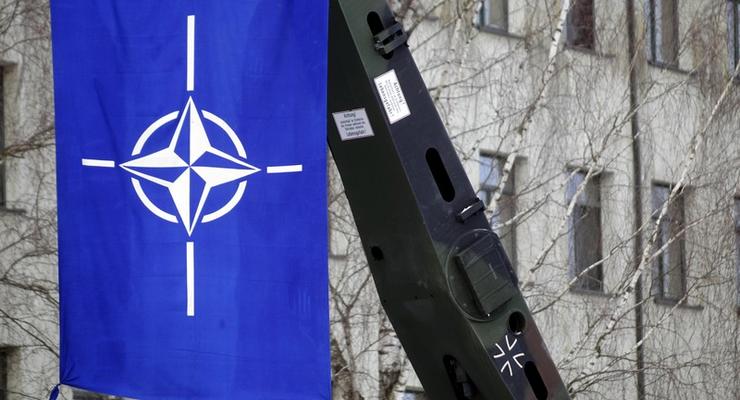 В НАТО объяснили, почему Украину не берут в альянс