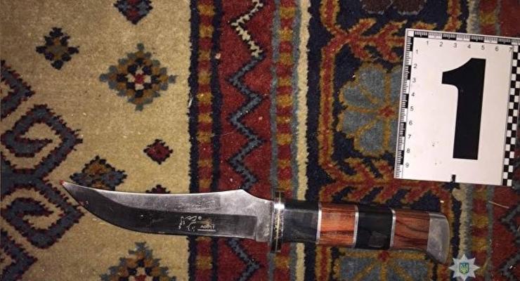 В Ужгороде 17-летняя племянница изрезала ножом родную тетю