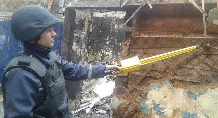 В Харькове в стене дома нашли боеприпасы