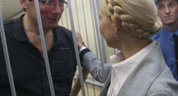 С Тимошенко могут снять неприкосновенность - Луценко