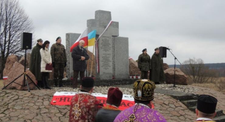 Польская делегация едет в Украину почтить память "жертв УПА"