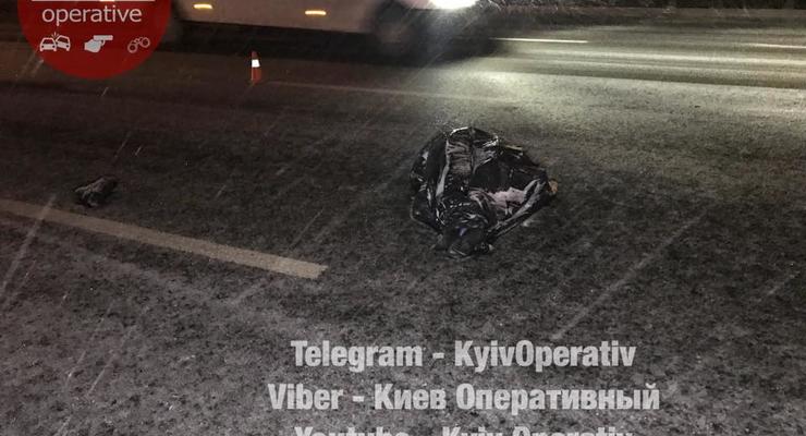 В Киеве погиб пешеход, перебегавший оживленную дорогу