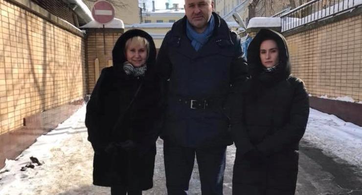 Сущенко встретился в СИЗО с женой и дочерью