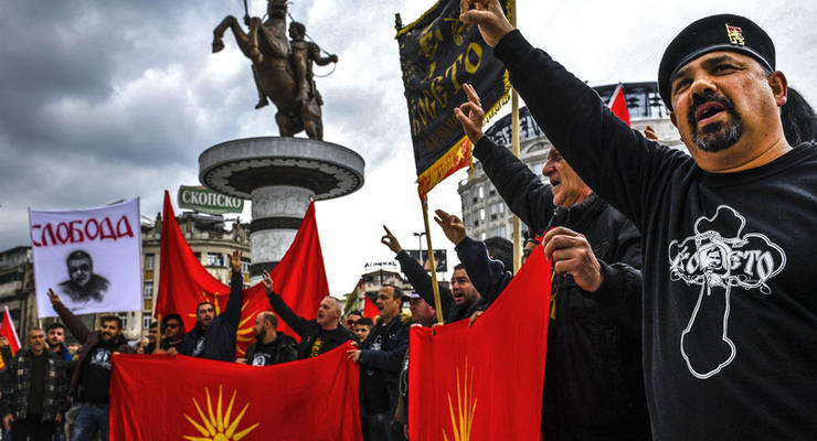 В Македонии прошли массовые протесты против изменения названия страны