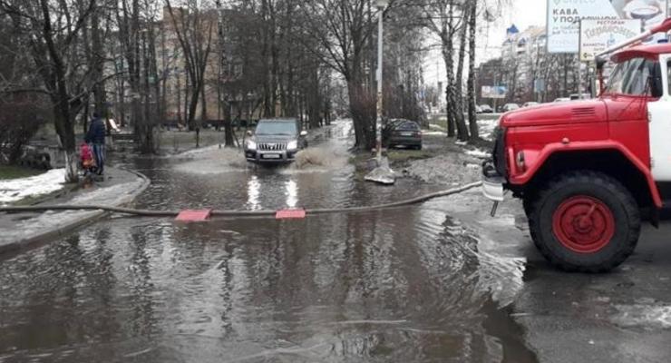 Киеву грозят сильные подтопления из-за таяния снега