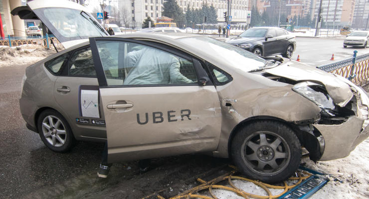 В Киеве произошло очередное ДТП из-за пьяного водителя