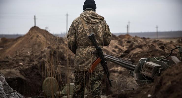 На Донбассе за сутки ранен один военный