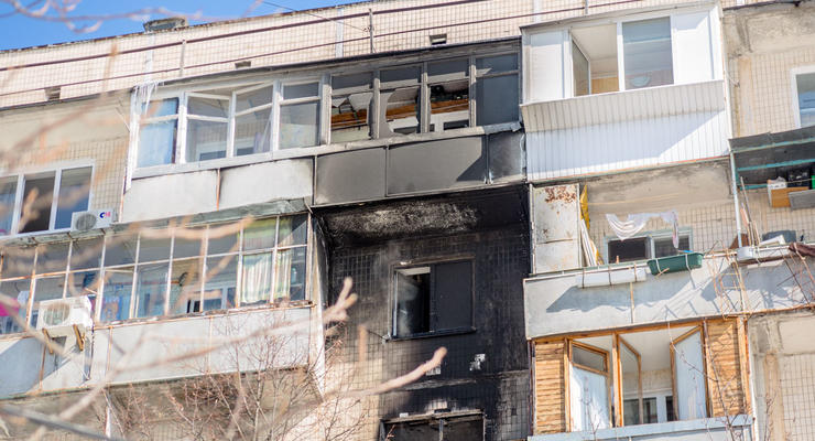В Киеве горела многоэтажка, пострадали две женщины и ребенок