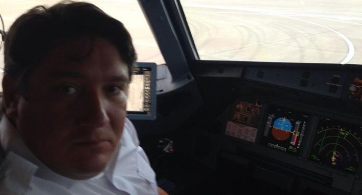 Пилот Аэрофлота сел за штурвал пьяным и спорил с медиками