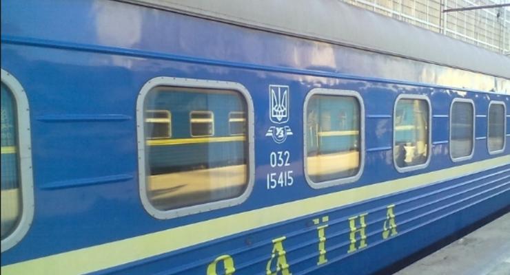 Укрзализныця пустит на Пасху четыре дополнительных поезда