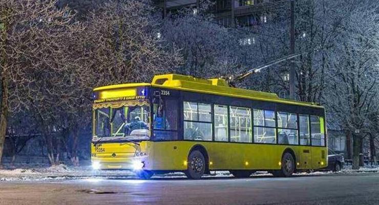 Транспорт в Киеве работает не по графику из-за непогоды