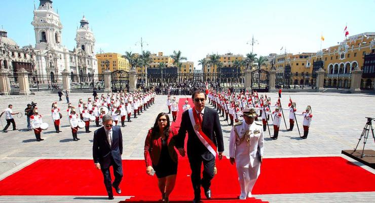 Новый президент Перу вступил в должность